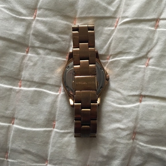 Michael Kors Rose Gold Watch main image 4