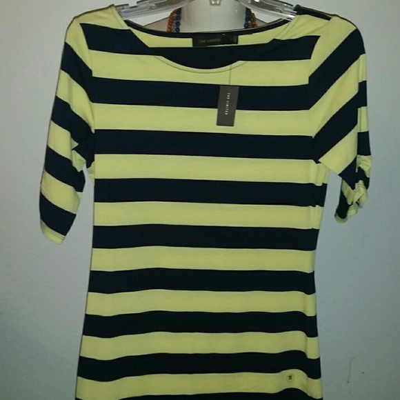 Half sleeve, stripped shirt