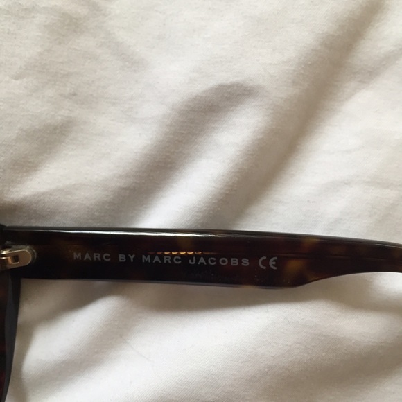 make offers! tortes shell sun glasses - Picture 4 of 4