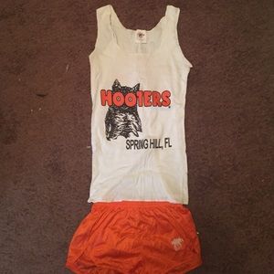 Hooters Girl Halloween Costume