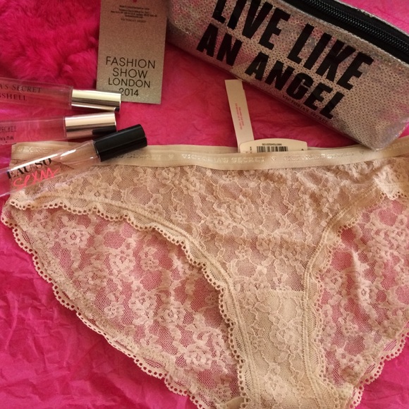 Victoria Secret Nude/Peach Lace Panty