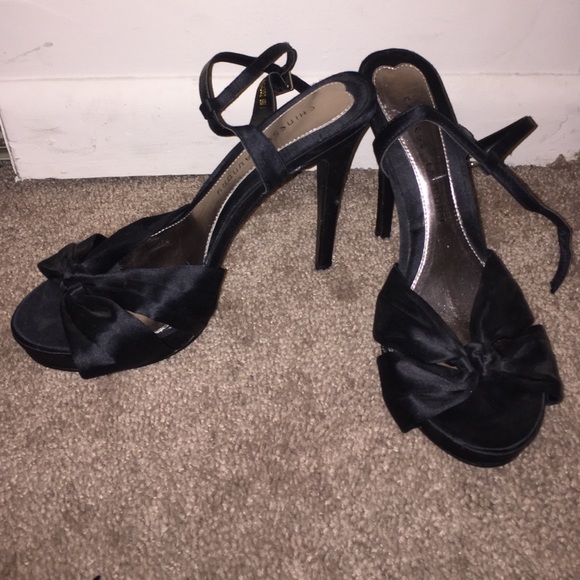 Stiletto - Picture 2 of 2