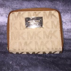 MK wallet