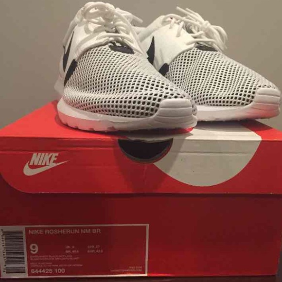 SOLD!! NWB Men's Nike Roshe Run - Picture 4 of 4