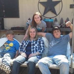 Meet your Posher, Leighann