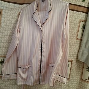 Vs pajamas