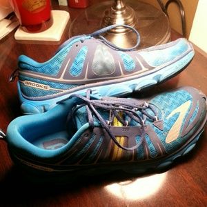 Brooks Running Sneakers