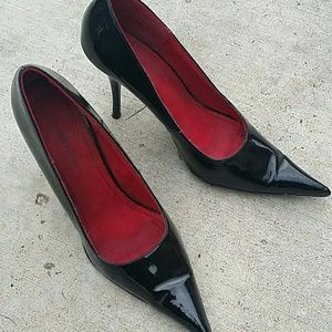 Black pointed heels