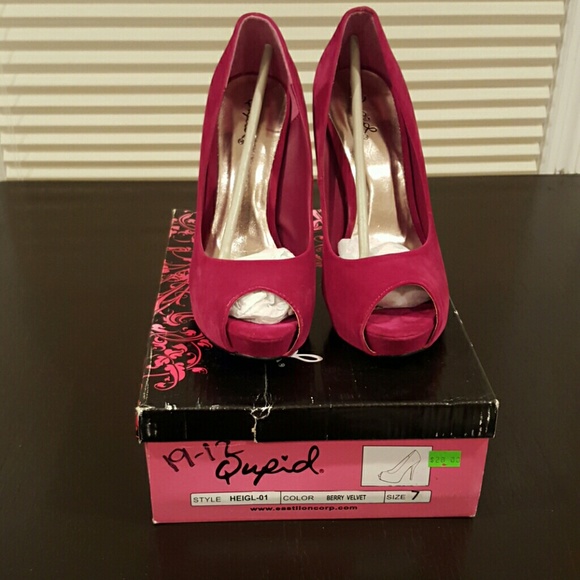 Hot pink high heel shoes.