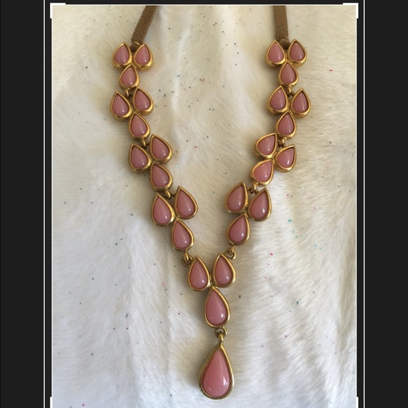 Banana Republic Jewelry - NWT🌸🔱🌸Necklace