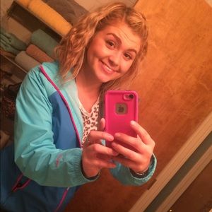 Meet your Posher, Amber