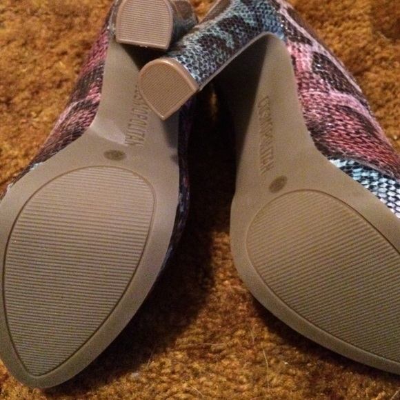 Snake heels - Picture 2 of 2