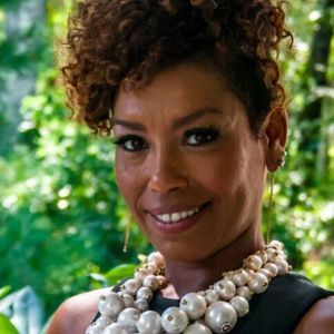 Meet your Posher, Monique