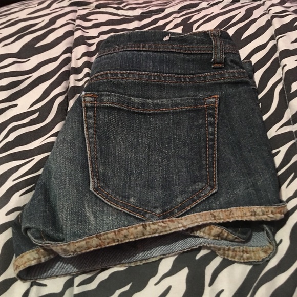 Mossimo short shorts - Picture 1 of 3