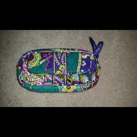 SOLD!!! Vera bradley - Picture 1 of 1