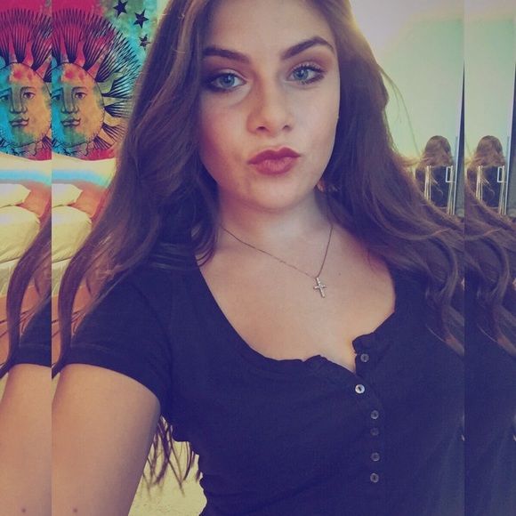 Meet your Posher, Rachel