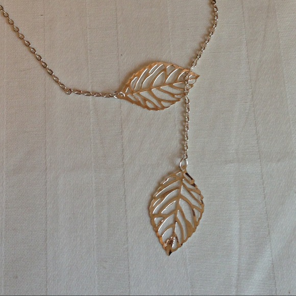 Silver double leaf necklace