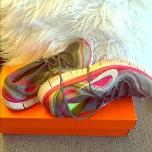 Gently used Women's Nike Free Flyknit+
