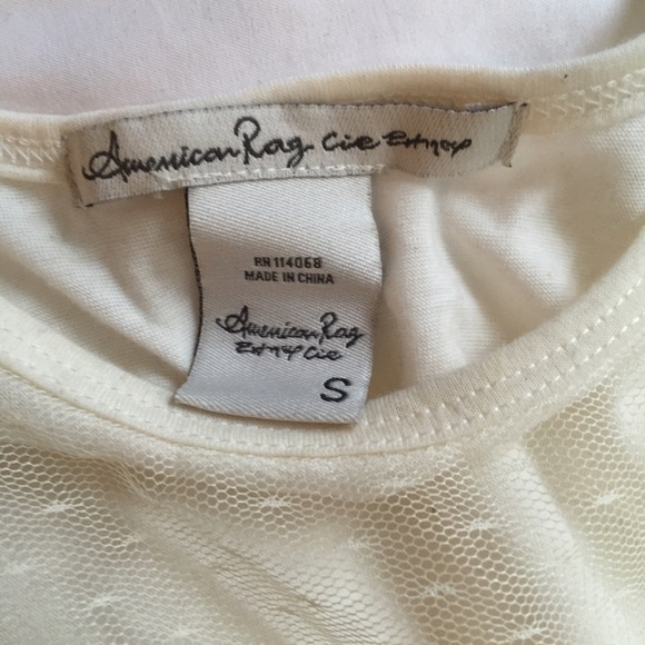 flowy cream crochet tank - Picture 3 of 4