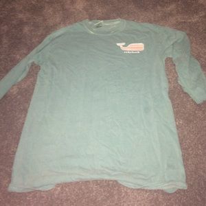 Comfy "vineyard vine" shirt