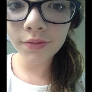Meet your Posher, Kylee