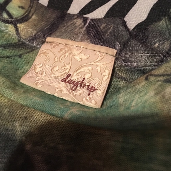 Daytrip tee - Picture 4 of 4