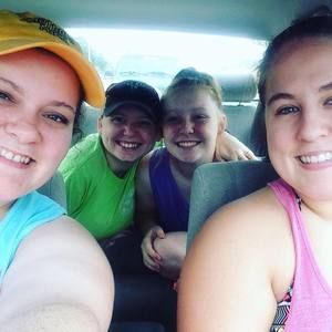 Meet your Posher, Anna