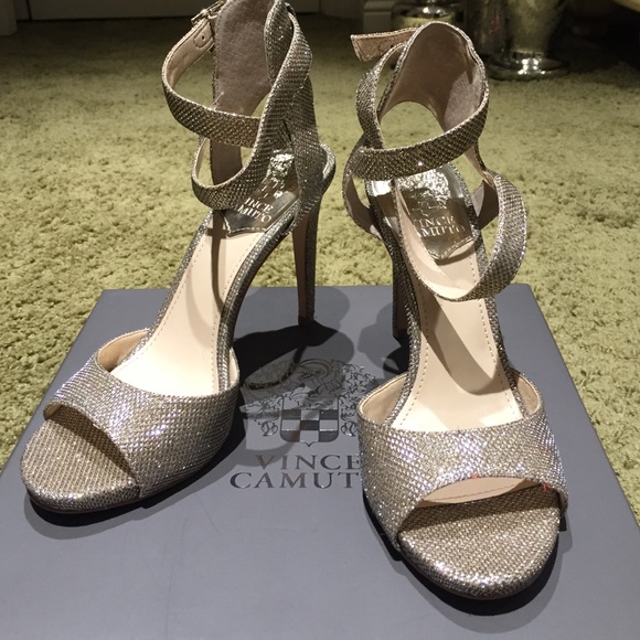 Vince camuto heel