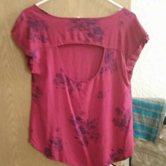 Perfect shirt! - Picture 2 of 2