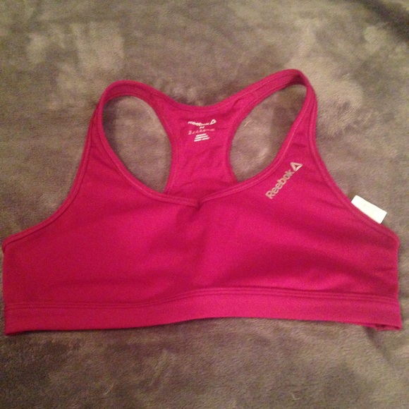 NWOT burgundy reebok sports bra (play dry)