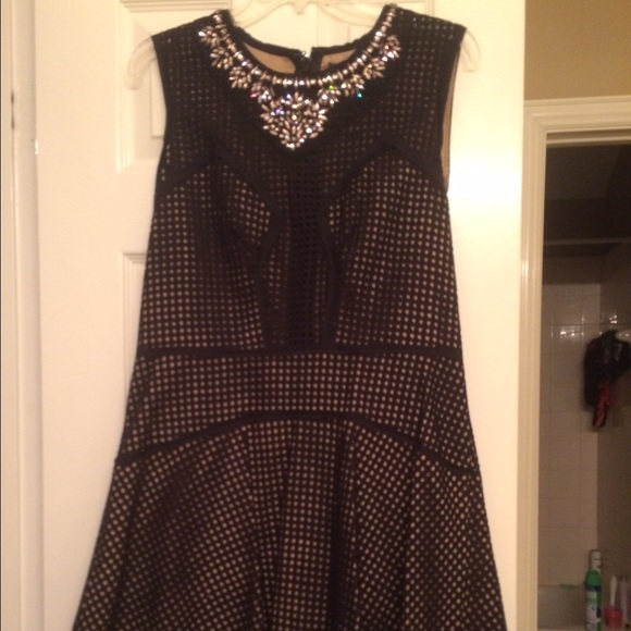 BCBGMaxAzria Dresses & Skirts - Black BCBG Serina Dress Never Been Worn