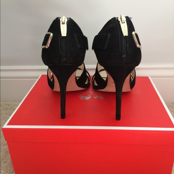Sold- New in box - Coach Halsey pumps - size 7 - Picture 3 of 4