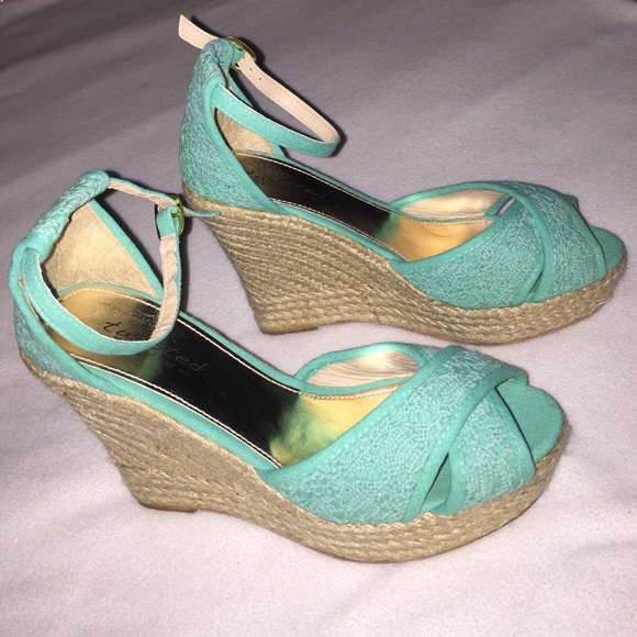 ❌SOLD❌ NEVER USED, mint wedges - Picture 4 of 4