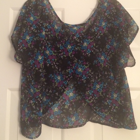Juniors cap sleeve, open back top - Picture 2 of 4