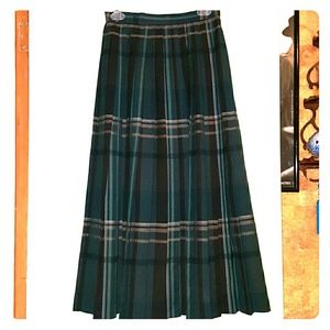 Gorgeous Green Plaid full length skirt
