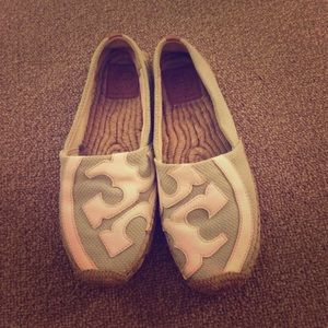 Tory burch light green espadrilles