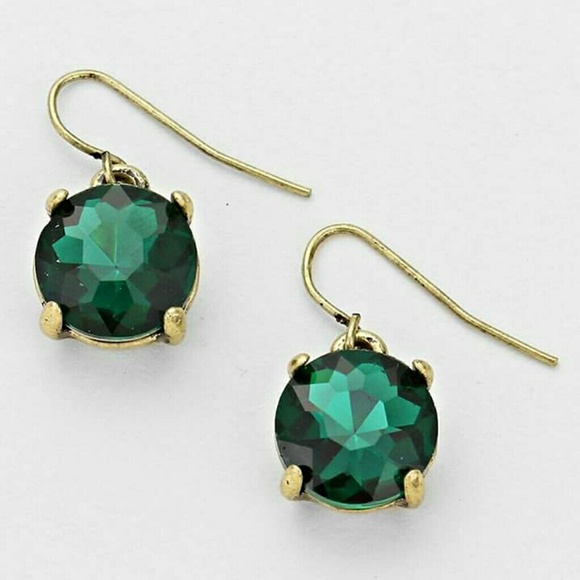 Emerald green gemstone cushion cut earrings NWT