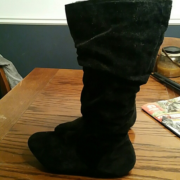 Hot Cakes fuzzy black slouch boots