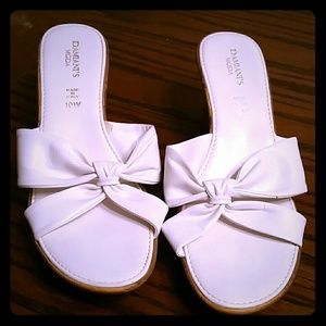 Size 10 white bow wedges
