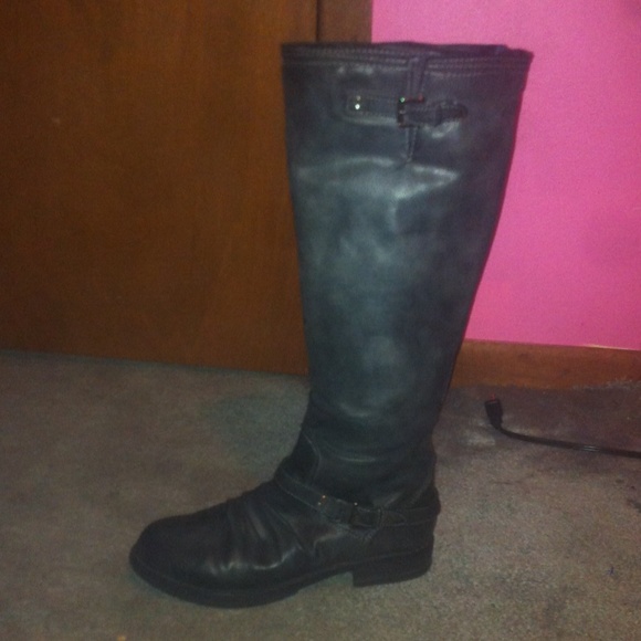 Madden girl gray boots!
