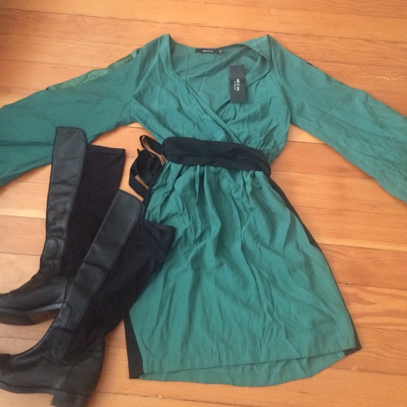🚫SOLD IN BUNDLE🚫ARK & CO kimono style dress