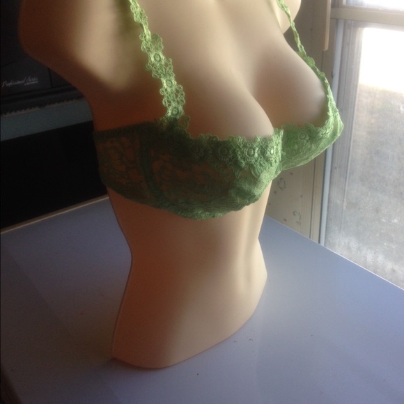 Lime Green Unpadded VS Lace bra. Size is 36C. NMT