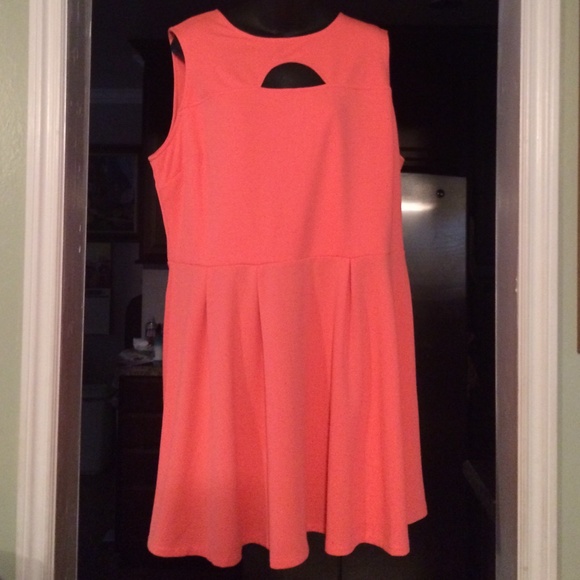 Dresses & Skirts - ❤️Bright coral fit & flare skater cutout dress