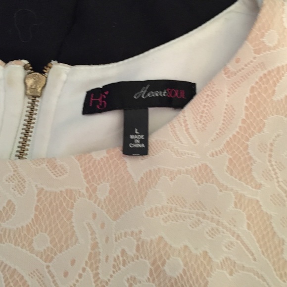 Heart soul lace dress. Junior size L - Picture 3 of 4