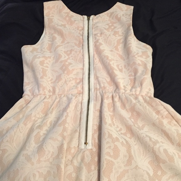 Heart soul lace dress. Junior size L - Picture 4 of 4