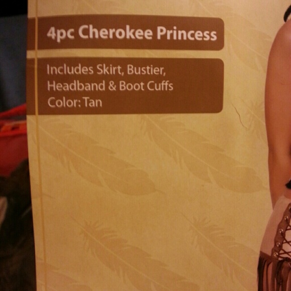 Halloween Costume - Picture 2 of 3