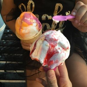 Meet your Posher, Marissa