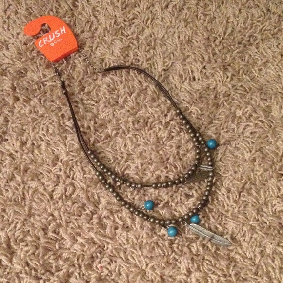 Mid length necklace