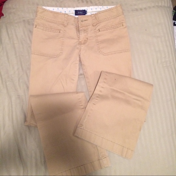 Hollister Khakis