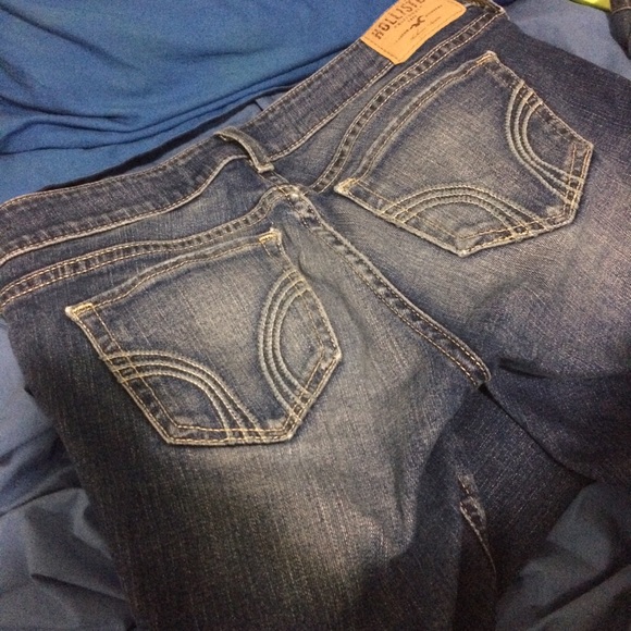 Hollister jeans 🎈 - Picture 3 of 3